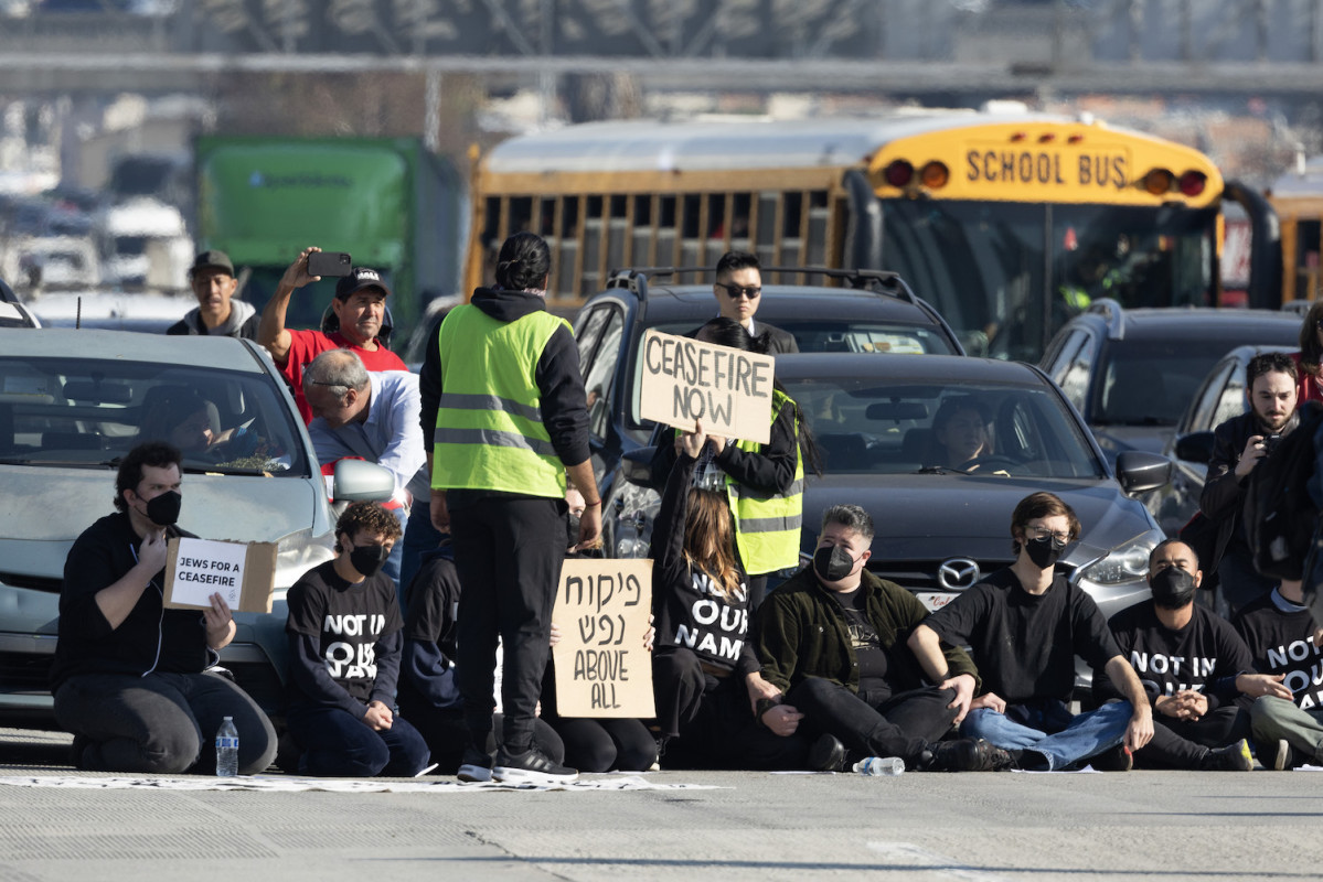 Drivers Lash Out At Protesters Blocking 110 Freeway To Demand Israel ...