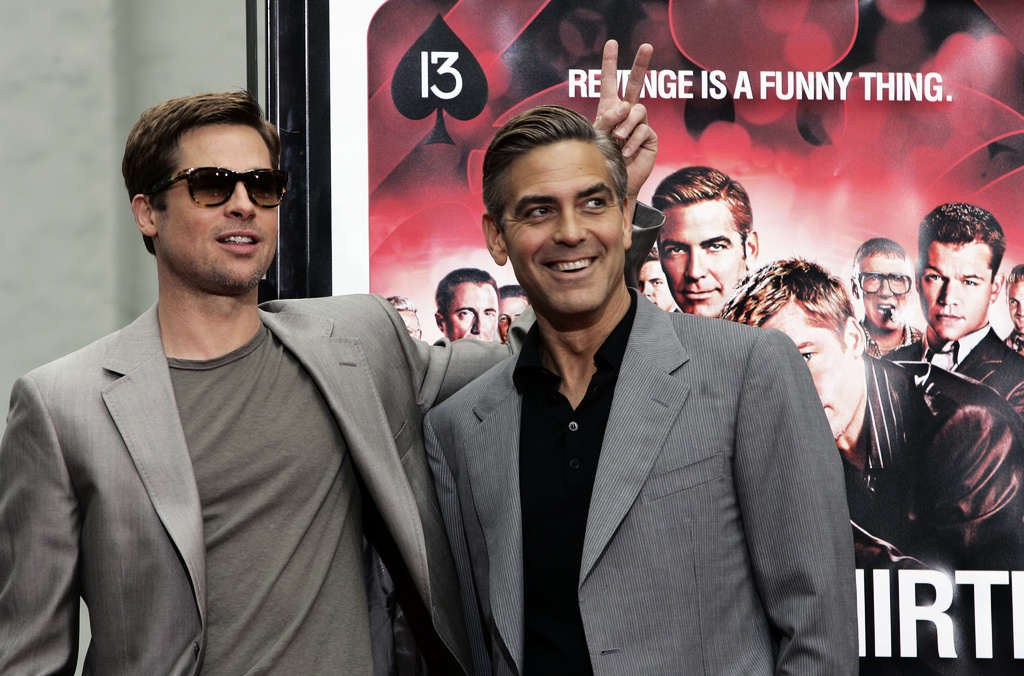 Brad Pitt and George Clooney. Джордж Клуни и Брэд Питт. Джордж Клуни и Брэд Питт фото. Клуни питт
