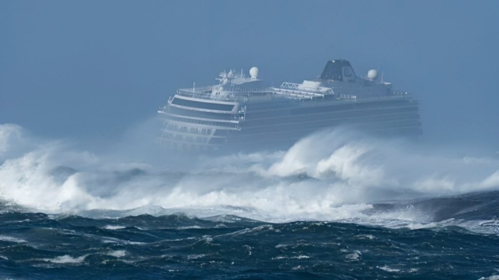 <p>It's never good when someone goes overboard but on a cruise ship it can be especially complicated to initiate a rescue. If a passenger goes overboard during a cruise, you may see crew members throwing stuff over the side in order to mark where they are in the water.</p><p>There aren't any landmarks in the ocean, meaning your brain doesn't have anything to refer to when trying to locate an overboard passenger from the top of a very high cruise ship.</p>