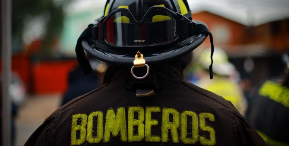 bombero asiste a falso llamado de emergencia y termina siendo agredido por desconocidos en isla de maipo