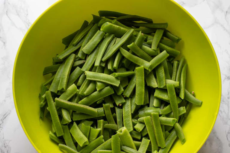 Green Bean Casserole with Fresh Green Beans
