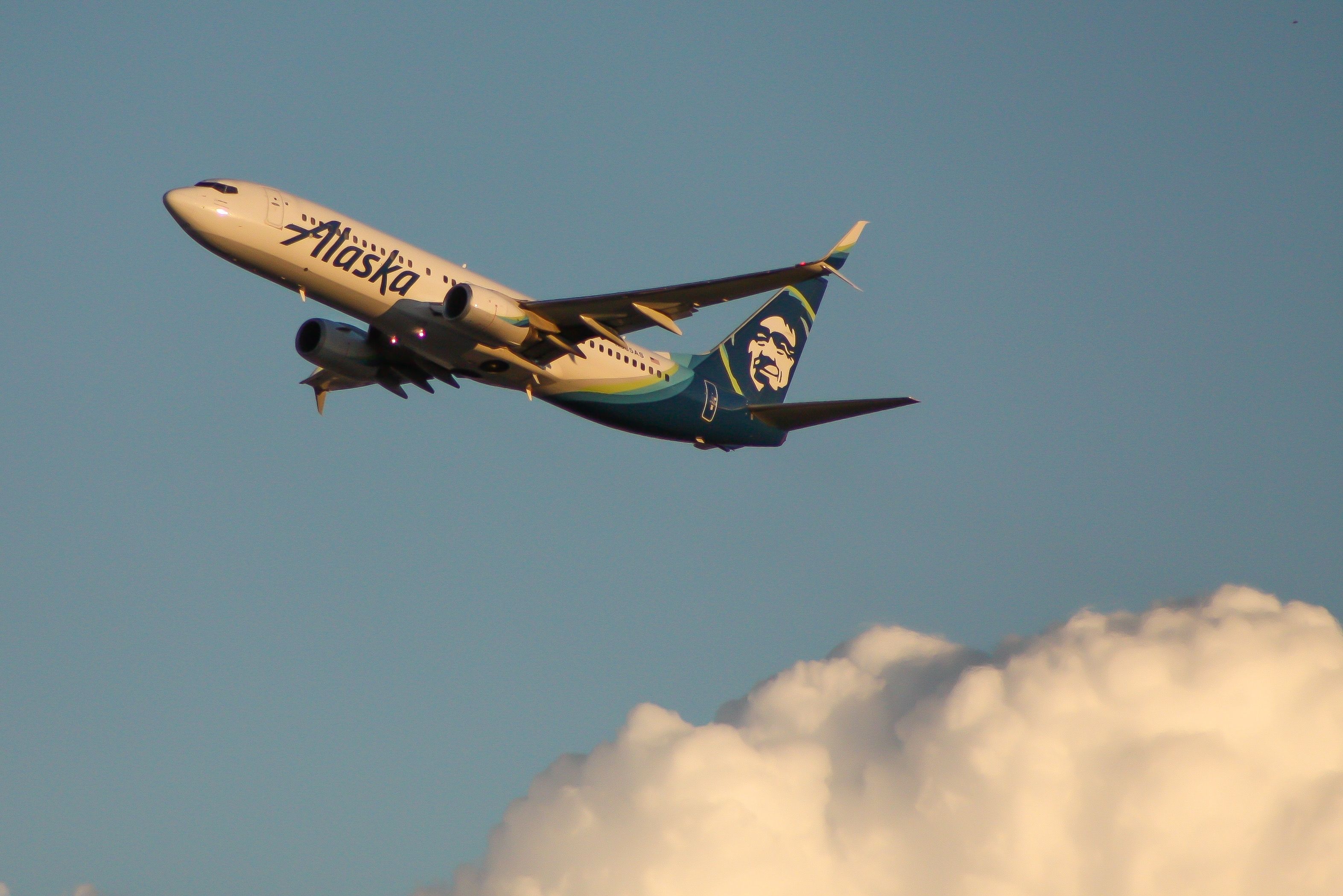 Alaska Airlines To Cut Two Boise Routes In 2024   AA1lwdsD.img