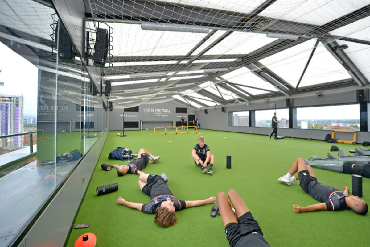 Hotel football. Футбольный отель. Футбол в отеле. Hotel Football год открытия. Boroughmuir High School.