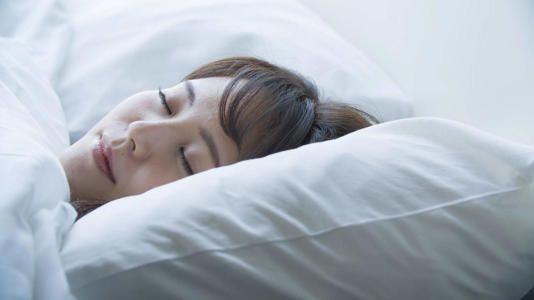 寝る前にやってみて！スーッと眠りを誘う【寝ながら、だら～んとストレッチほぐし】