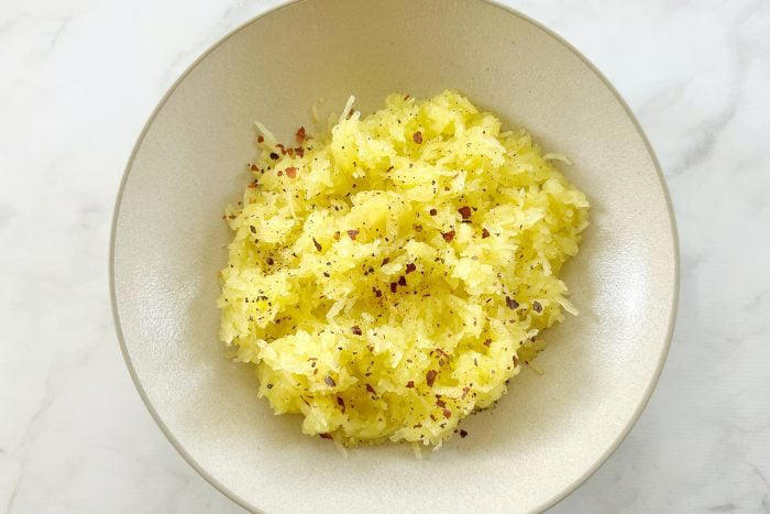 How to Make Spaghetti Squash in a Slow Cooker