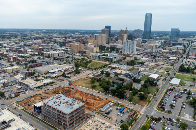 Report Possible location for new OKC Thunder arena will not renew its