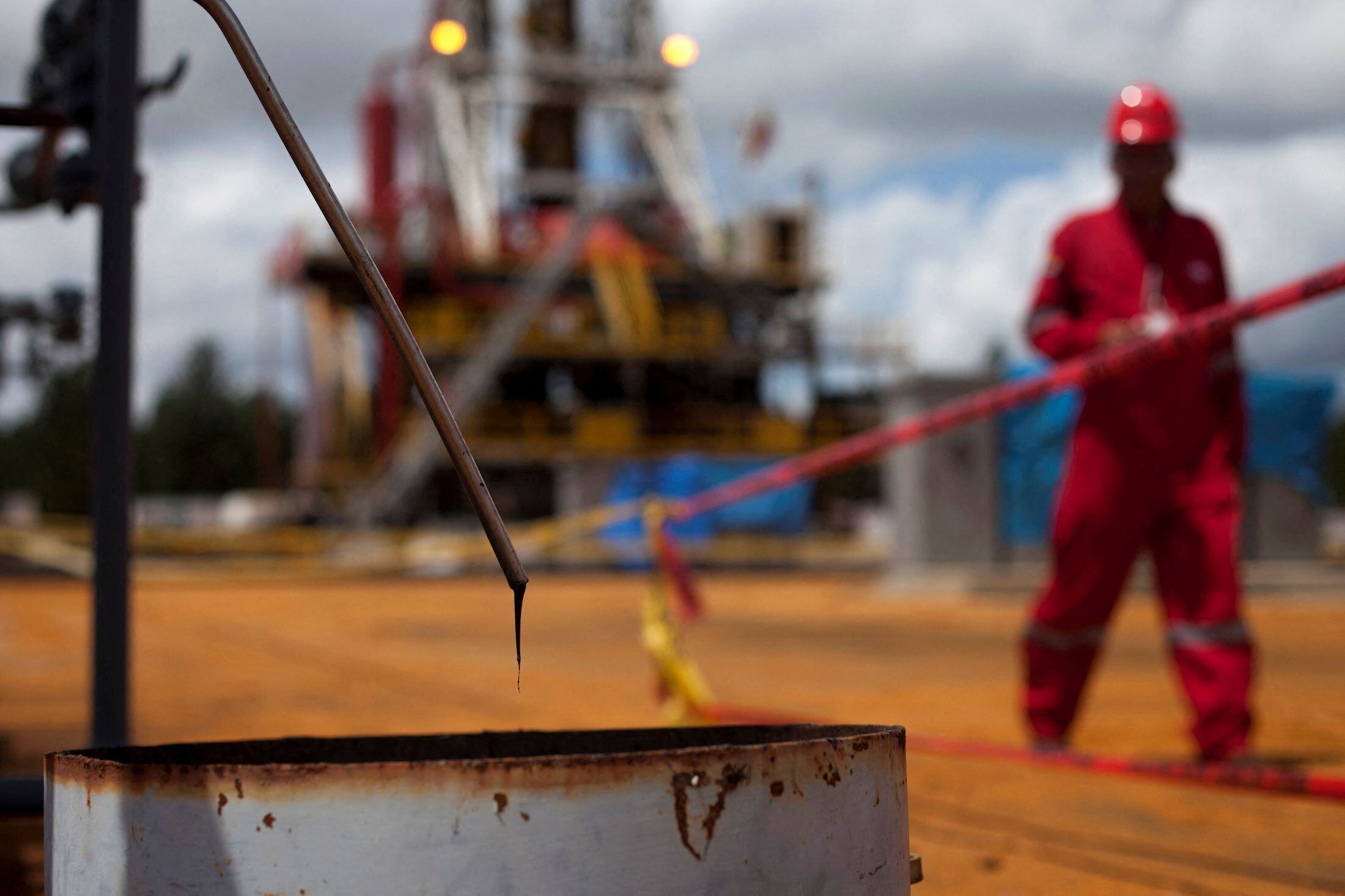 eeuu no renovará licencia a sector petrolero de venezuela por falta de avances en acuerdos con maduro