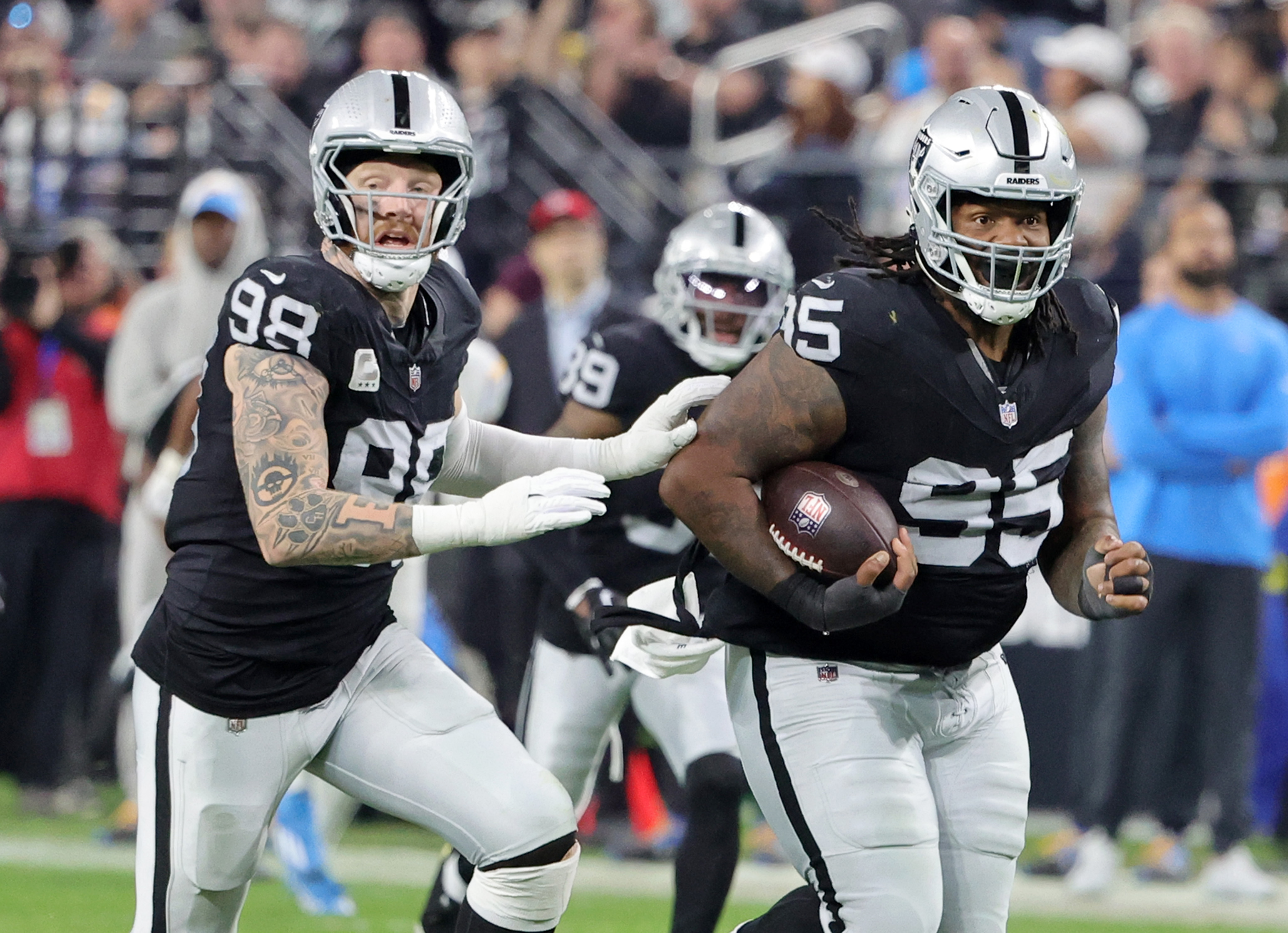 The Best Moments Of Maxx Crosby As The Oakland Raiders Beat The Los ...