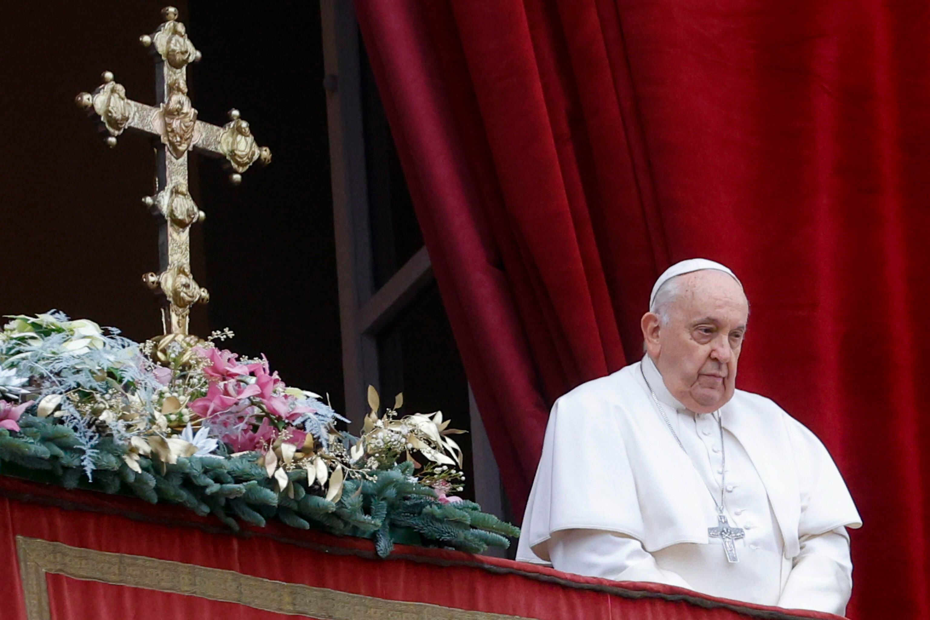 el papa francisco advierte de que la tierra se está “dirigiendo a la ruina”