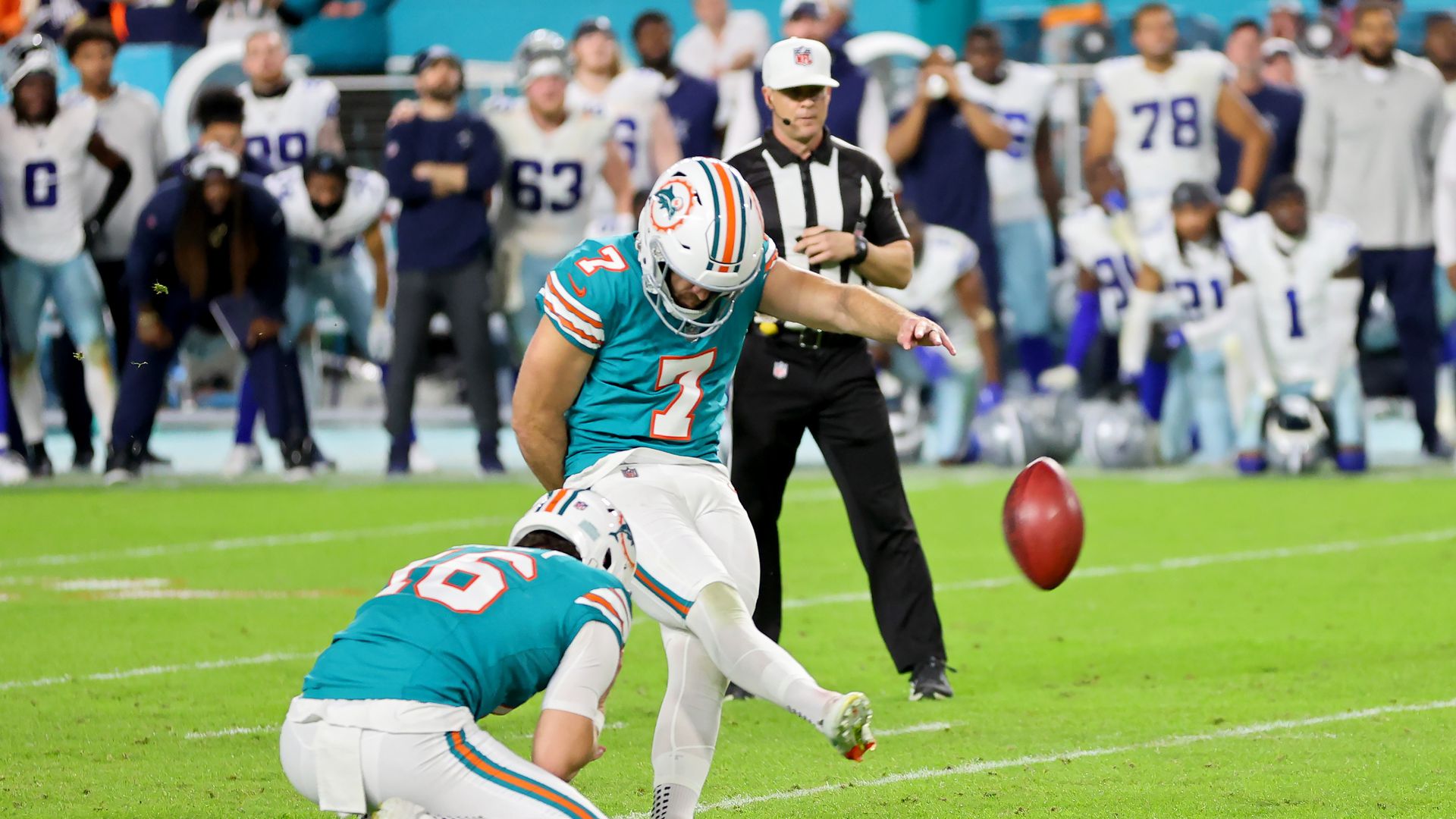 Dolphins Defeat Cowboys, Clinch Playoff Spot - The Splash Zone 12/25/23