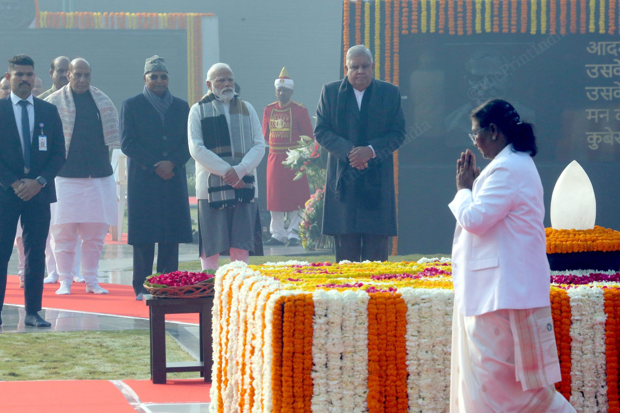 President Murmu, PM Modi & Others Pay Tribute To Atal Bihari Vajpayee ...