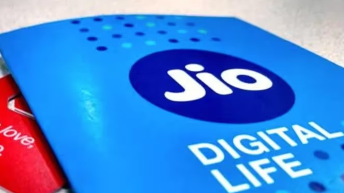 Jio launches Happy New Year 2024 prepaid plans with extra validity