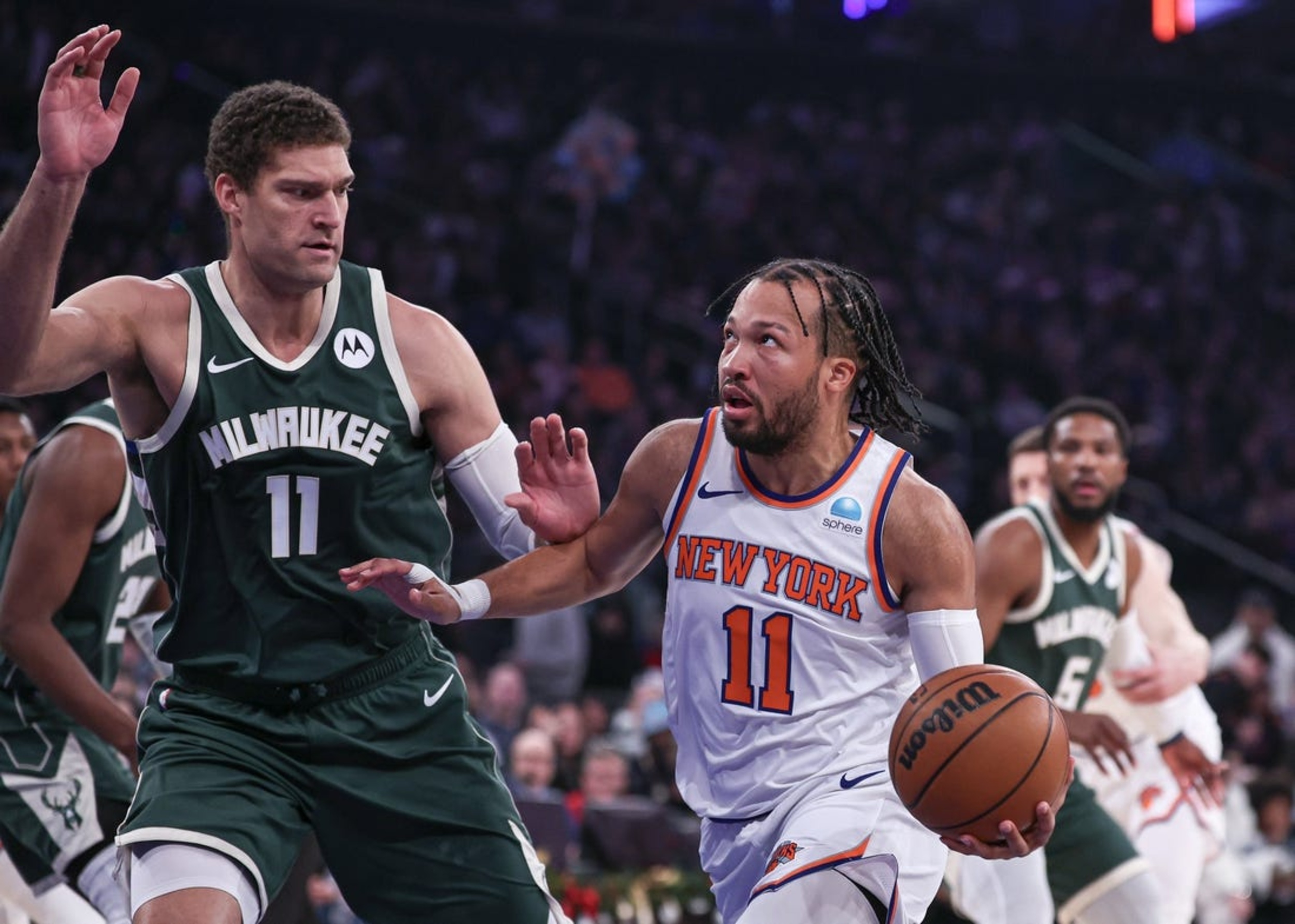 Bucks' Seven-game Winning Streak Ended By Persistent Knicks