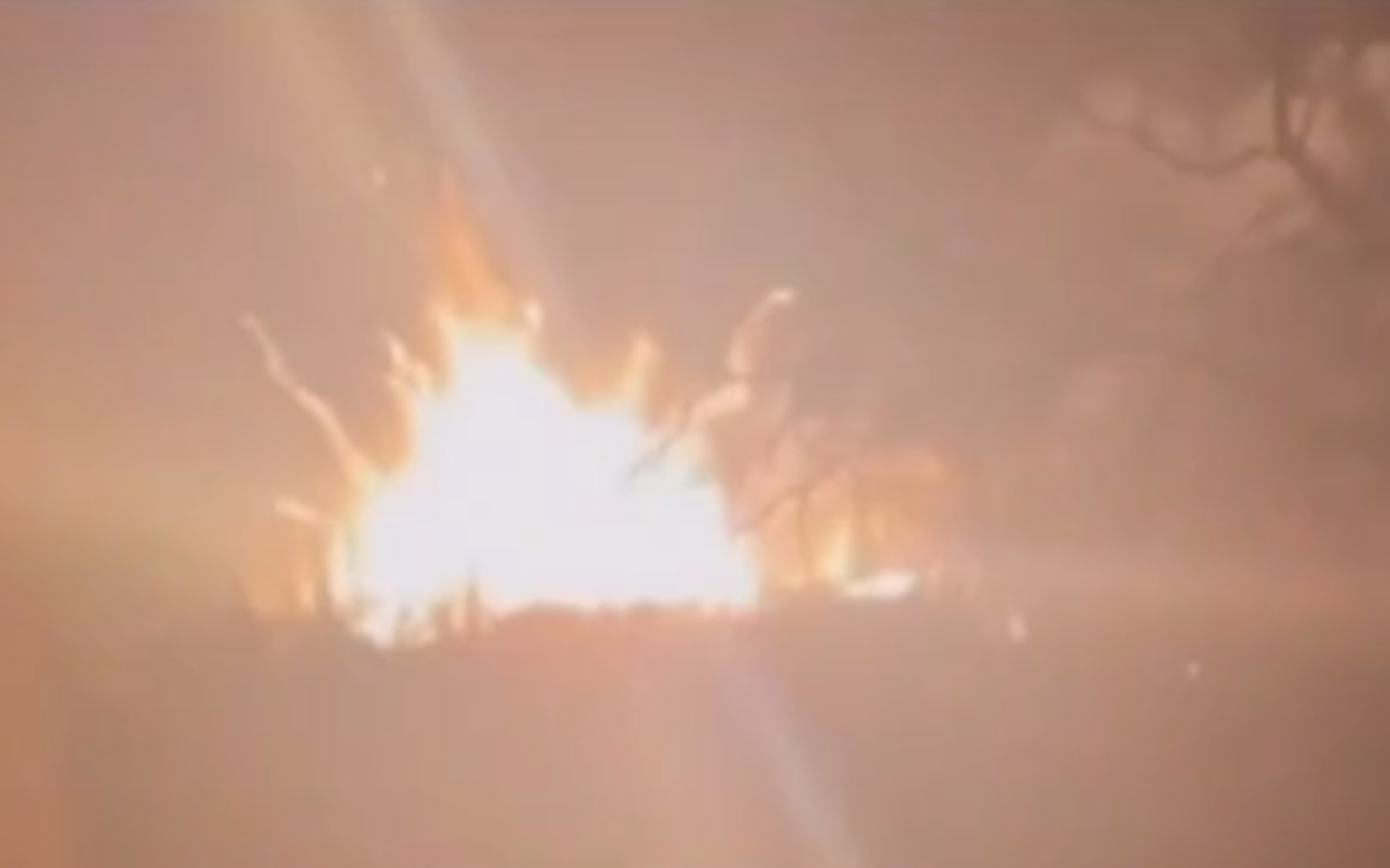 Russian Warship Explodes In Missile Strike Video Ukraine Says   AA1m2Ats.img