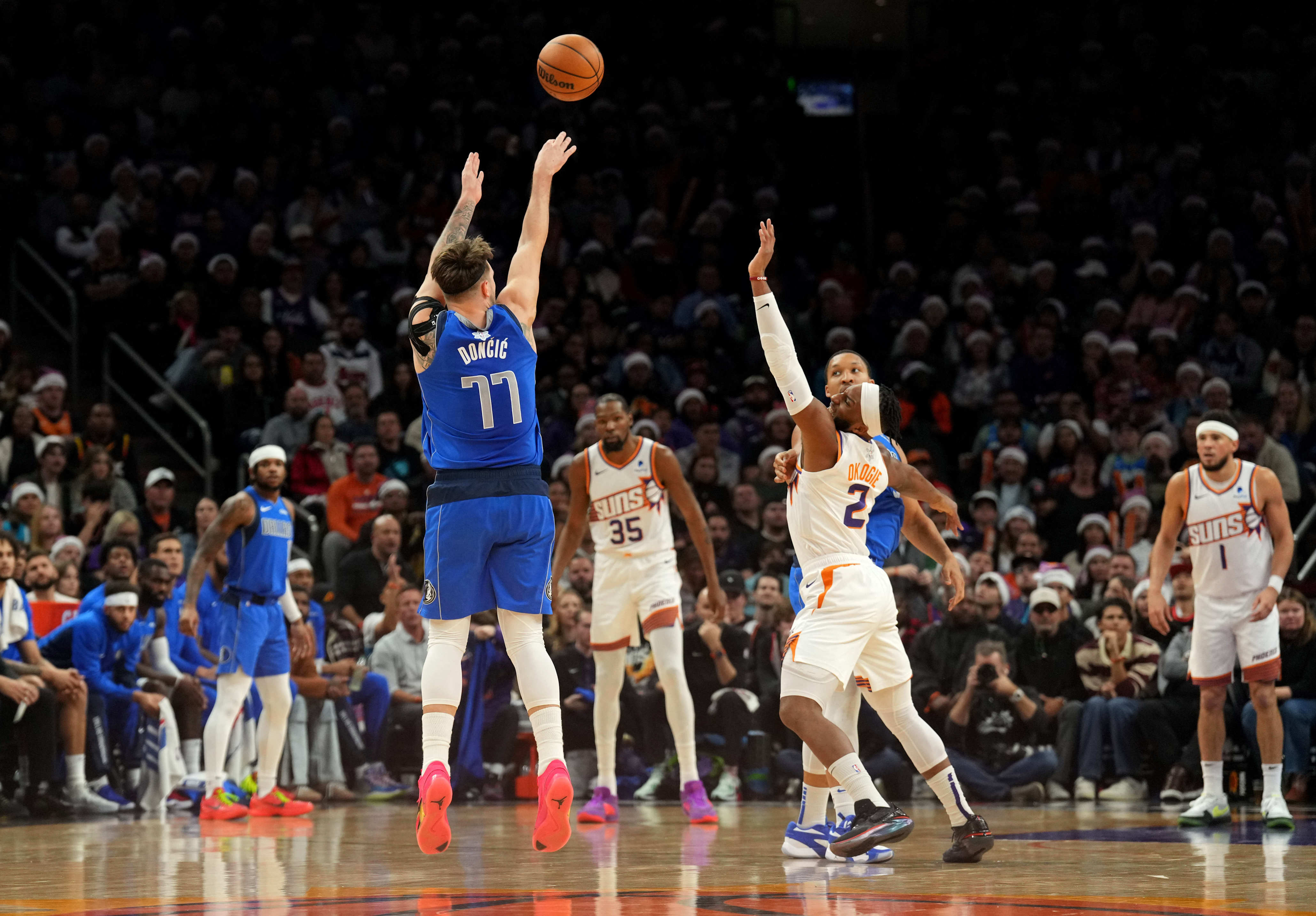 Luka Doncic's 50 Points Powers Dallas Mavericks Past Struggling Phoenix ...