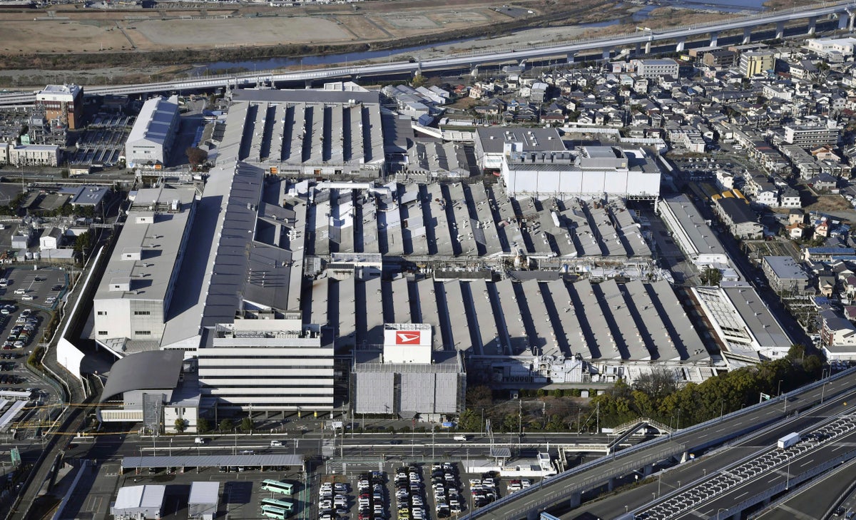 Toyota Small Car Maker Daihatsu Shuts Down Japan Factories During Probe ...