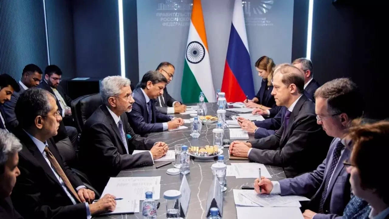 jaishankar’s russia visit: india inks pacts with “special partner” on more power units of kudankulam nuclear plant