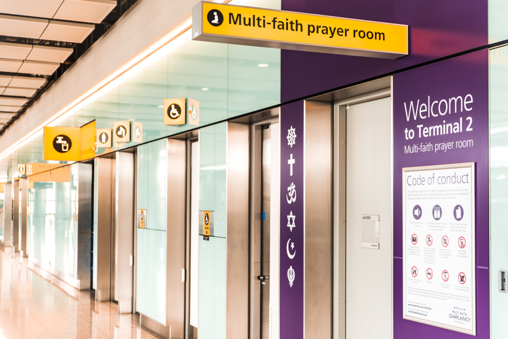 <p><span>Airport chapels are places that are religious and spiritual. But they do not have any religious symbols. These places are made to have comfort and to relax. Almost all big airports have airport chapels. But new passengers do not know about it. They can go there to pass the time till their flight announcement.</span></p>