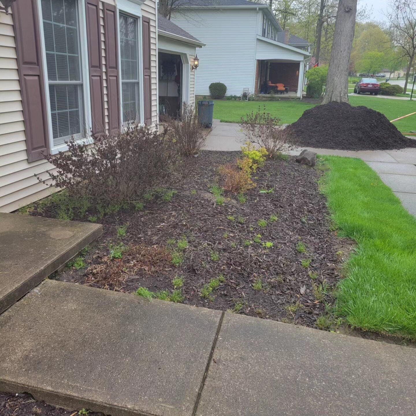 Get On The Schedule For The 2024 Spring Summer Season For Mulching Jobs   AA1m5L2q.img