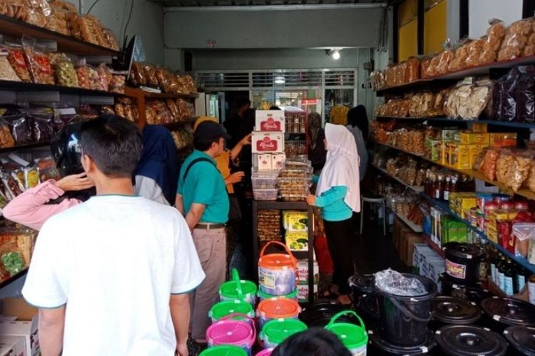 Rekomendasi 6 Jenis Oleh Oleh Makanan Dari Surabaya Untuk Teman Kantor