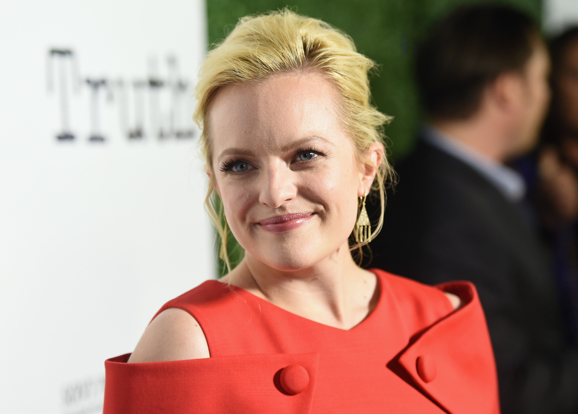 <p><span>The 'Handmaid’s Tale' actress was raised in the faith and continues to practice, though she rarely discusses it publicly. </span></p><p><a href="https://www.msn.com/en-us/community/channel/vid-7xx8mnucu55yw63we9va2gwr7uihbxwc68fxqp25x6tg4ftibpra?cvid=94631541bc0f4f89bfd59158d696ad7e">Follow us and access great exclusive content every day</a></p>