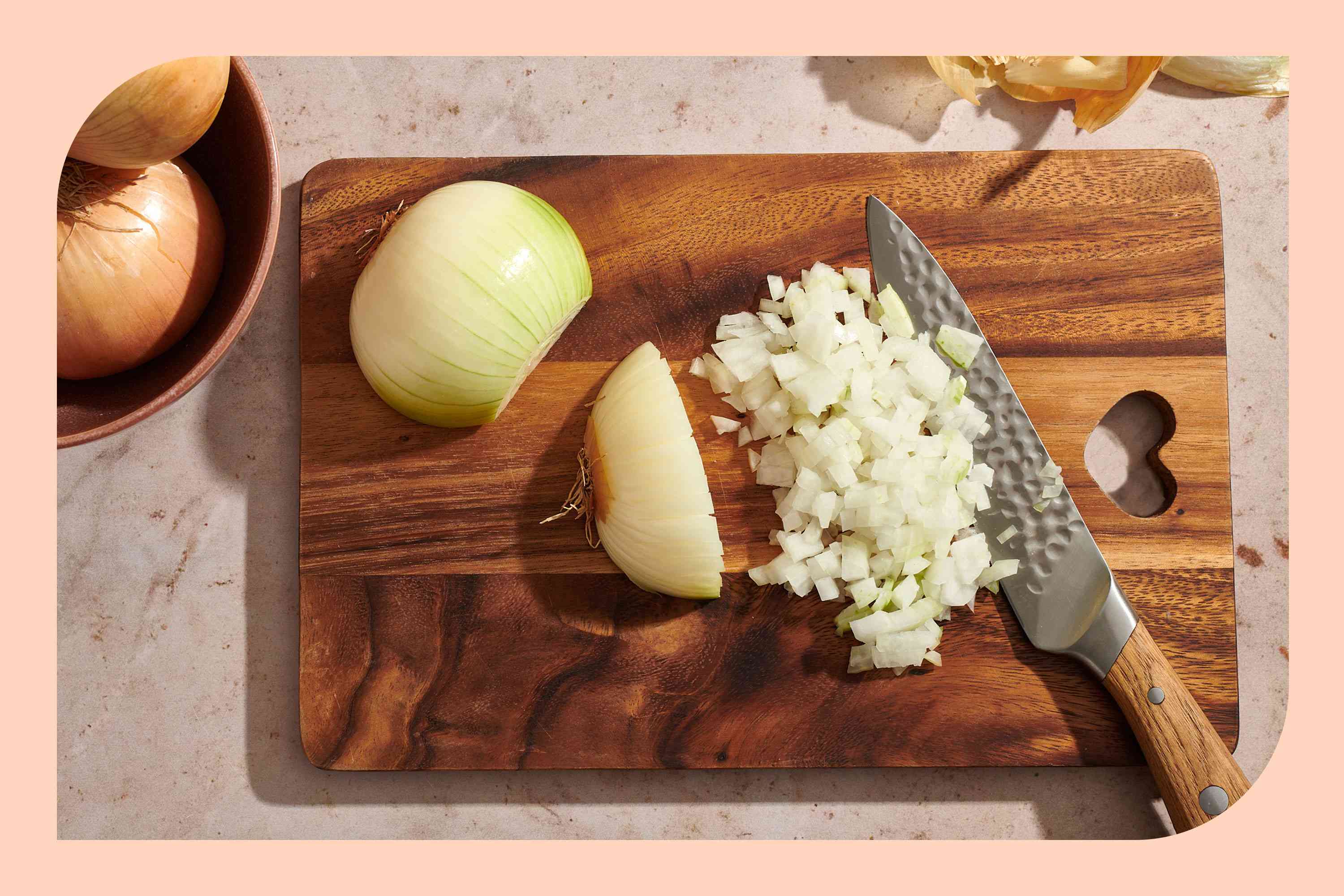 A Simple Trick For Cutting An Onion Without Crying