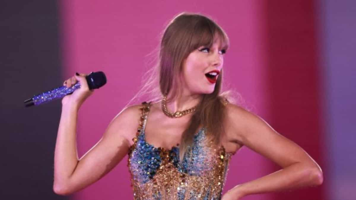 Taylor Swift Surpasses Elvis Presley With Most Weeks At The Top Of The ...