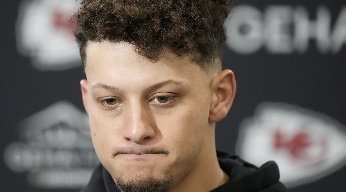 Chiefs Legend Has Blunt Advice For Patrick Mahomes To Get Through ...