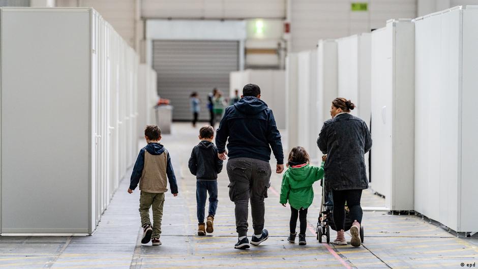 eu asylum applications reach highest number since 2016