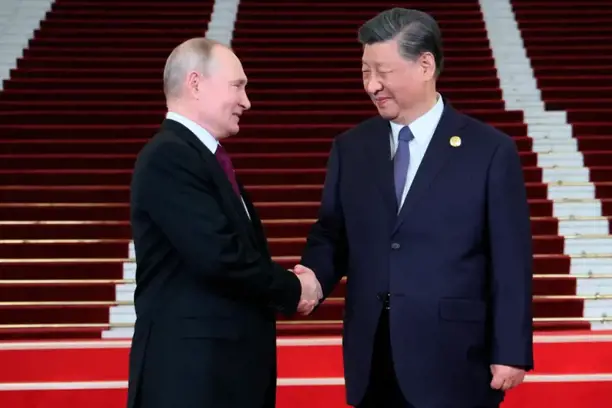 ▲中國國家主席習近平（右）與俄羅斯總統蒲亭。資料照。（圖／美聯社／達志影像）