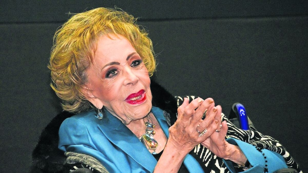 Silvia Pinal Abandona Hoy El Hospital, Confirma Alejandra Guzmán