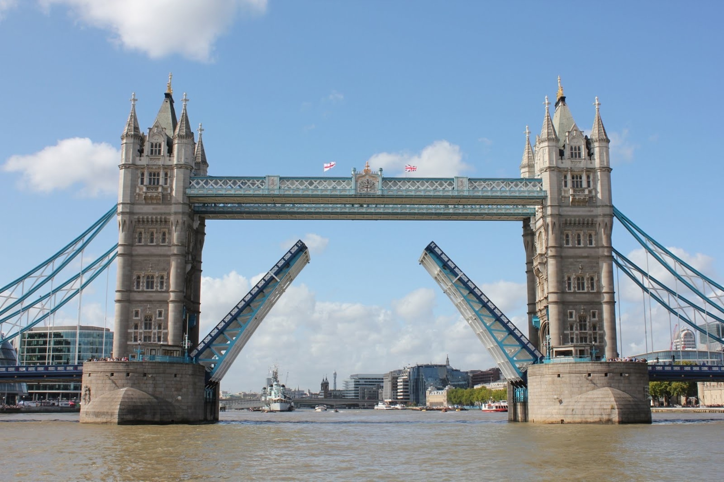 <p>You can see the Tower Bridge from miles away. It's one of London's massive spots, so much so that if you miss it, you won't really have seen London at all. </p><p><a href='https://www.msn.com/en-us/community/channel/vid-cj9pqbr0vn9in2b6ddcd8sfgpfq6x6utp44fssrv6mc2gtybw0us'>Follow us on MSN to see more of our exclusive lifestyle content.</a></p>