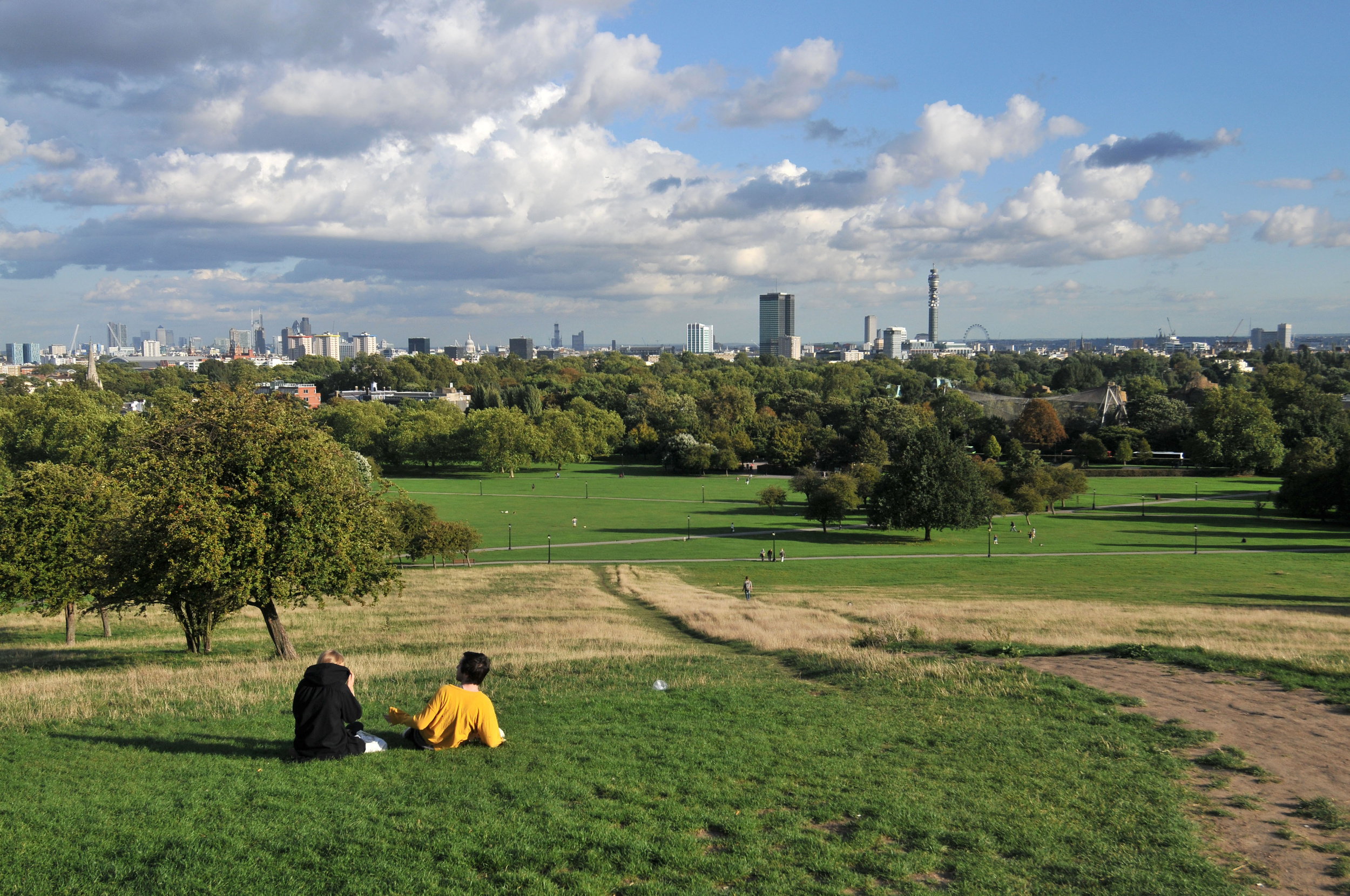 <p>Need a pic for Instagram? Head over to Primrose Hill for a view of London's skyline. </p><p>You may also like: <a href='https://www.yardbarker.com/lifestyle/articles/20_additions_that_will_make_your_blt_even_tastier_122723/s1__26177438'>20 additions that will make your BLT even tastier</a></p>