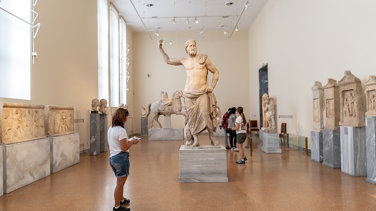 <p>Many world-class museums and galleries offer free admission or pay-what-you-can days. You can immerse yourself in art and culture without spending a dime.</p>