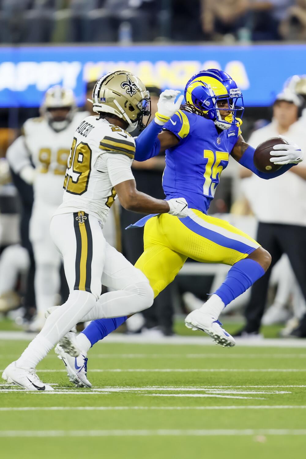 Red-hot Demarcus Robinson Scores Points With Rams As They Catch Playoff ...