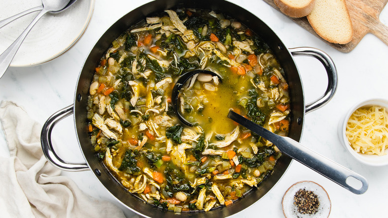 Easy Chicken Pesto Soup Recipe