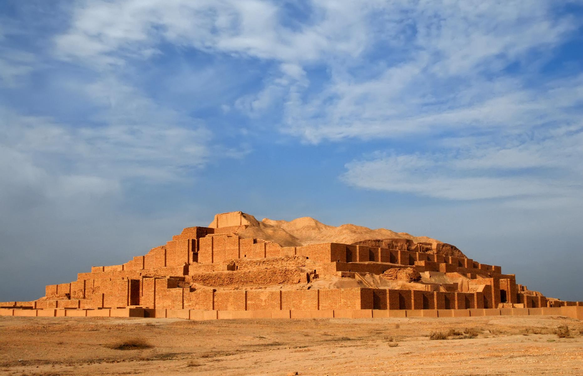 The first of Iran's historical sites to be inscribed on UNESCO’s World Heritage List, Choqa Zanbil is the best example of Elamite architecture in the world. The ancient Elam civilisation ruled in the far west and south-west of Iran before the Achaemenid Empire and the ruins of the palace and temple complex near Susa are very impressive.