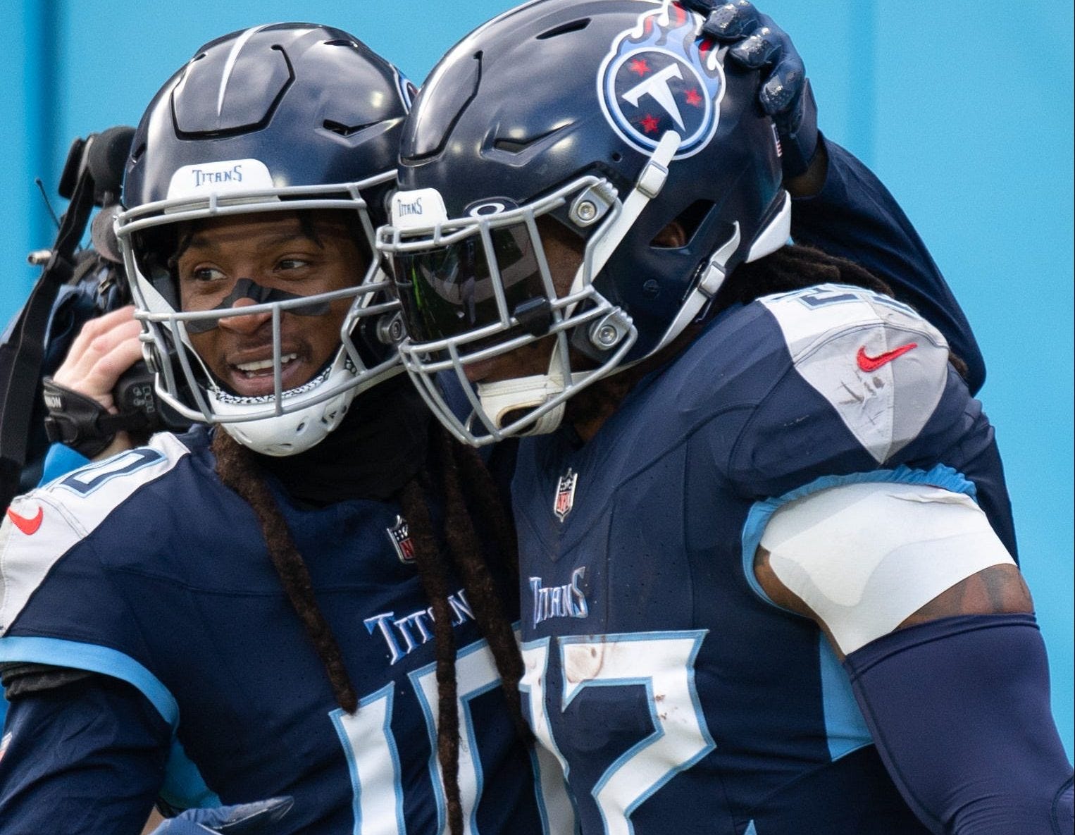 Derrick Henry Thanks Titans Fans 'for The 8 Greatest Years Of My Life'