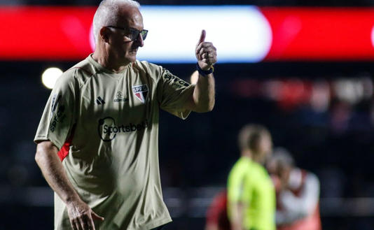 Técnico deixa o São Paulo sendo campeão da Copa do Brasil. (Photo by Miguel Schincariol/Getty Images)