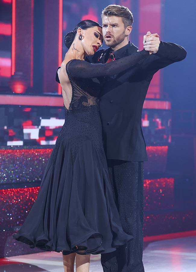 smooth operators jockey for position on dancing with the stars