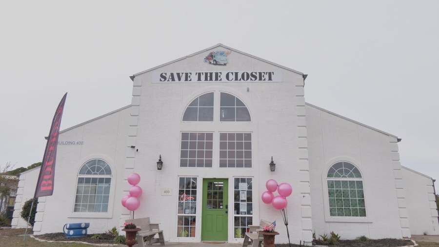 Save The Closet S First Sip And Shop Of 2024   AA1mBVCu.img