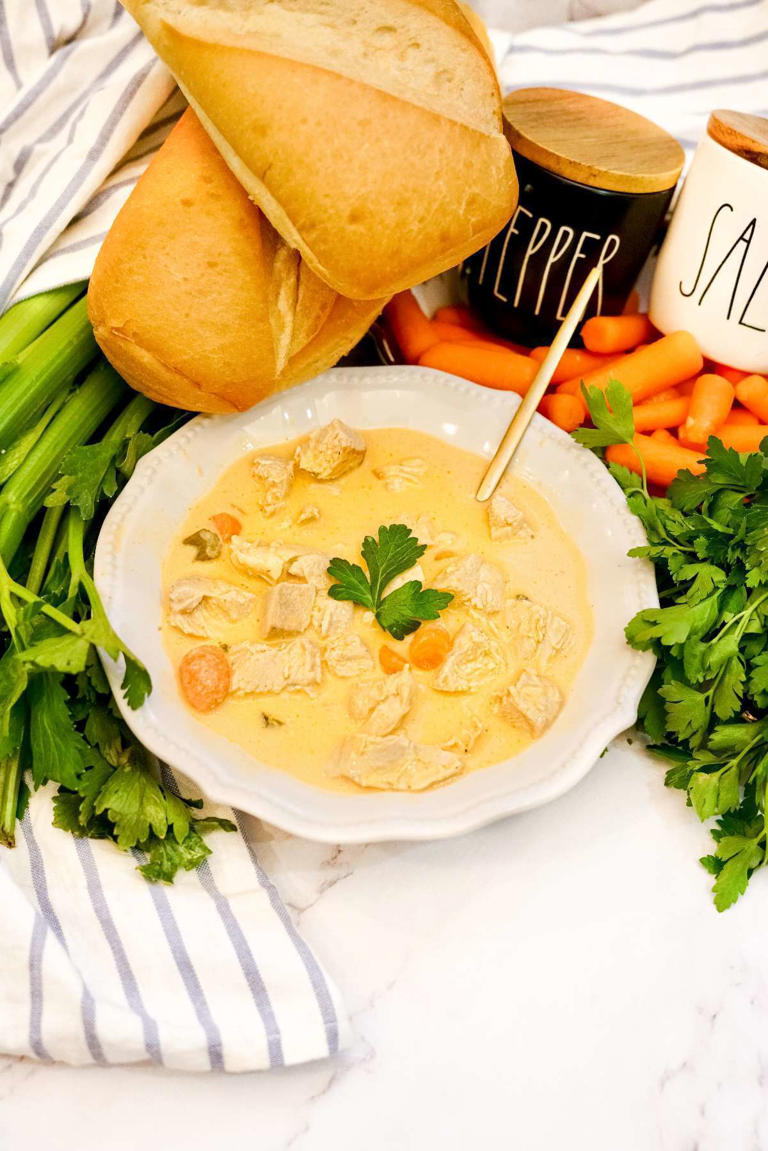 easy-buffalo-chicken-soup-recipe-for-cold-winter-days