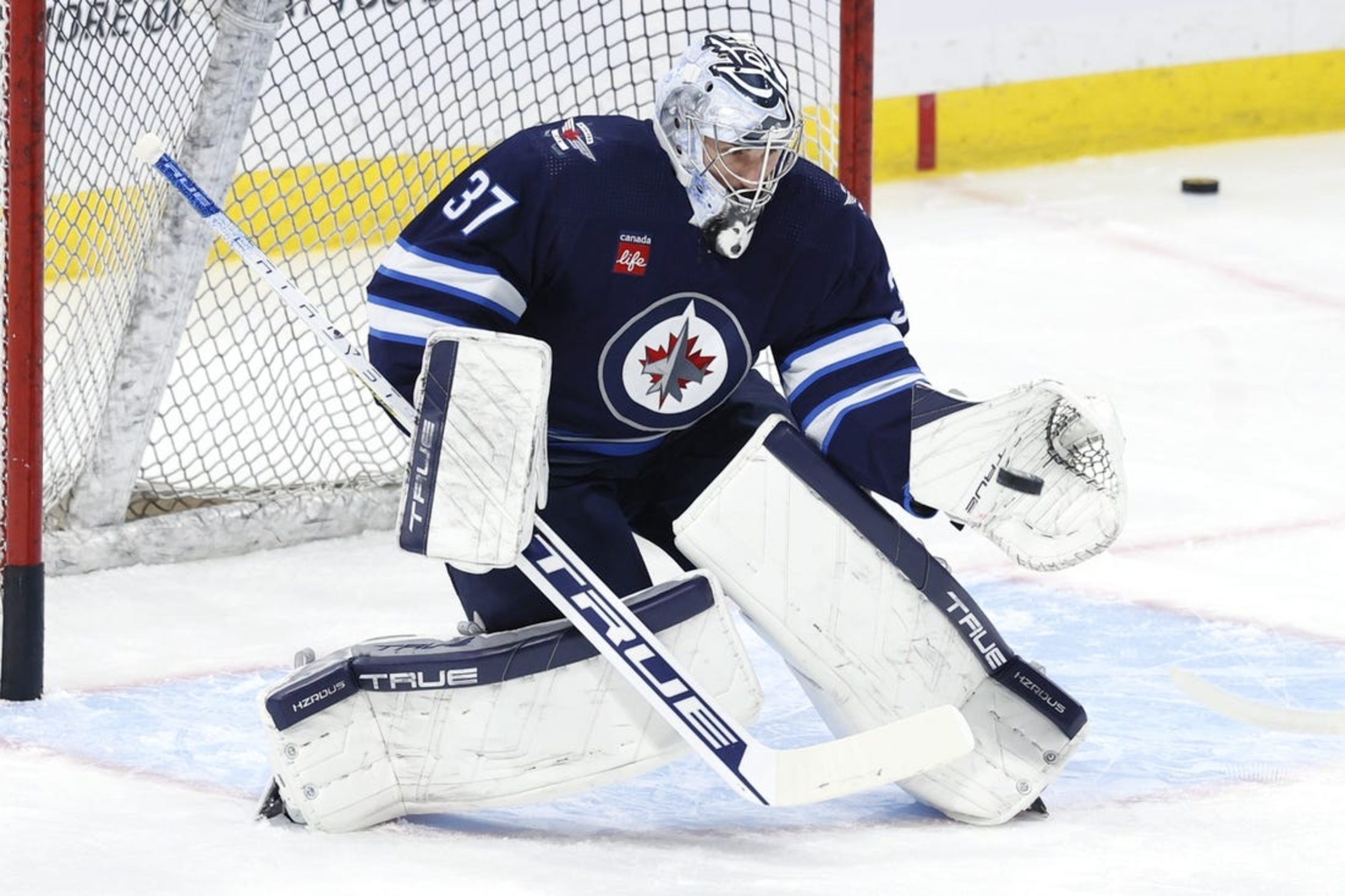 Mark Scheifele Scores Twice As Scorching-hot Jets Defeat Coyotes