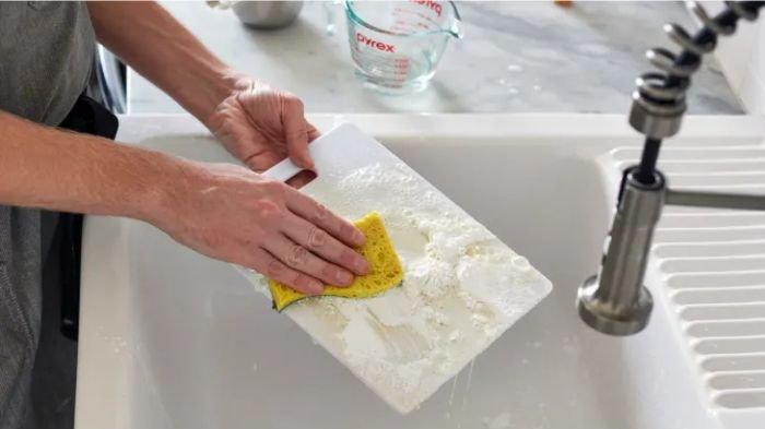 10 manfaat cuka putih untuk keperluan rumah,segudang manfaat untuk bantu bersihkan rumah