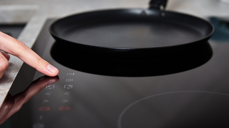 9 mistakes everyone makes when cooking on an electric stove top