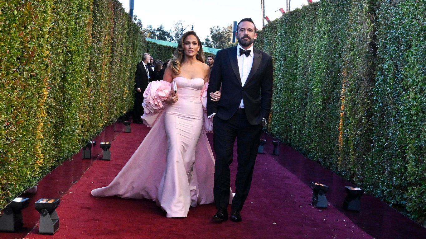 Jennifer Lopez Et Ben Affleck Créent L'événement Aux Golden Globes 2024