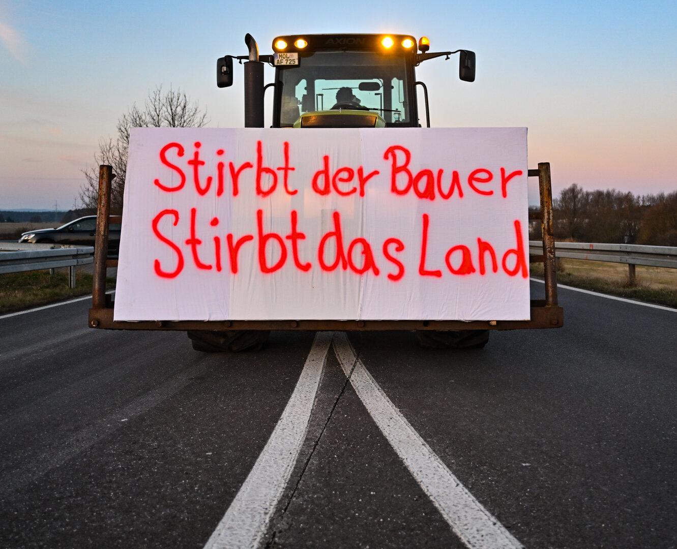 Mögliches Verkehrschaos: Deutsche Bauernproteste Haben Begonnen