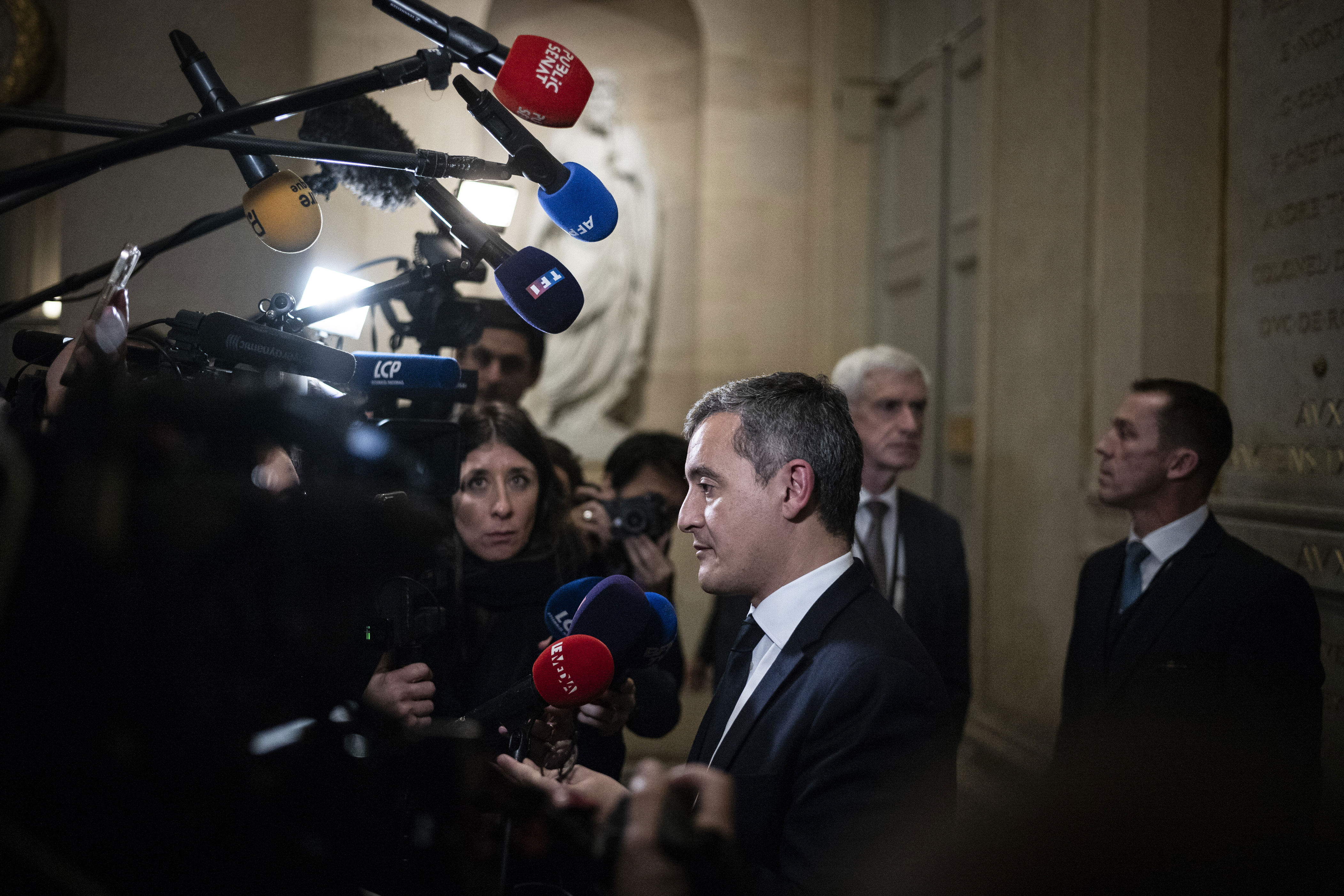 Loi Immigration : Sur Quoi Se Fonde Darmanin Quand Il Affirme Que Le ...