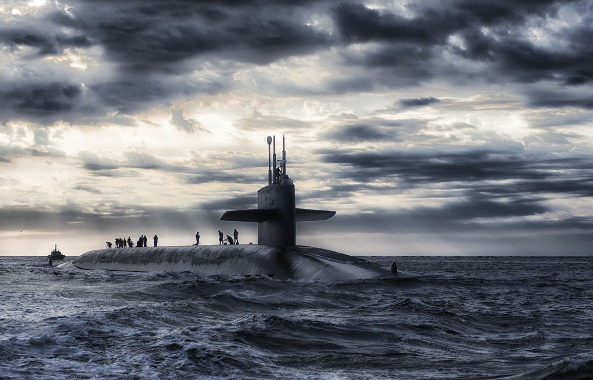la royal navy utilise linkedin pour trouver son prochain directeur des sous-marins nucléaires