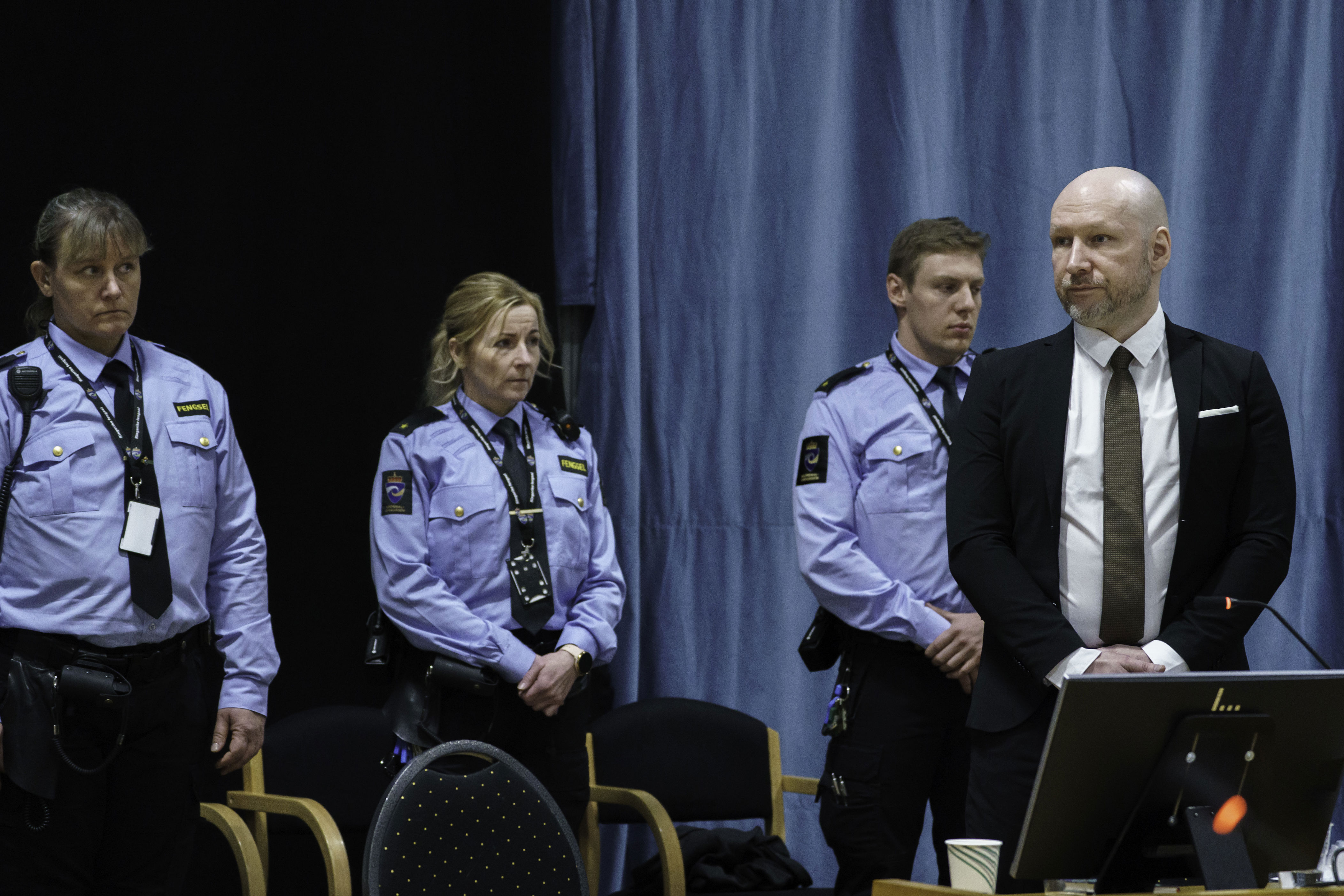 politiet: breivik fremdeles svært farlig